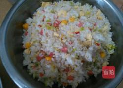 五彩蛋炒饭的做法图解4