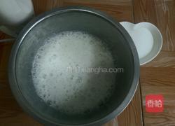 蔓越莓中空戚风的做法图解6