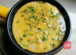 葱花玉米面蛋饼的做法图解8