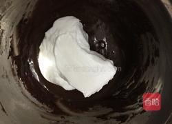 六寸可可戚风蛋糕的做法图解10