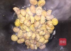 板栗烧鸡的做法图解2