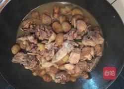 板栗烧鸡的做法图解5