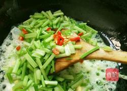 芹菜鸡蛋炒粉的做法图解6