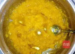 Black Sesame Pumpkin Cake Recipe Illustration 5