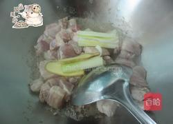 红烧肉炖土豆的做法图解5