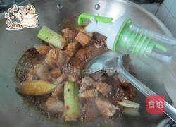 红烧肉炖土豆的做法图解8