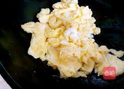 菠菜炒鸡蛋的做法图解5