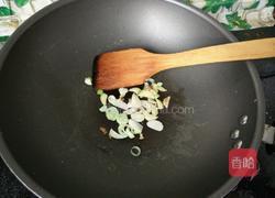 虾皮烧丝瓜的做法图解3