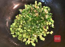 青椒豆豉炒空心菜梗的做法图解4