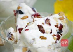 炒酸奶的做法图解1