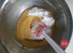 香蕉蔓越梅戚风的做法图解9