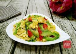 苦瓜炒鸡蛋的做法图解11