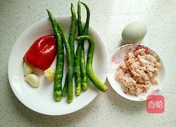 尖椒皮蛋炒肉末的做法图解1