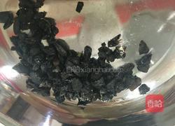 蒜苗回锅肉的做法图解3