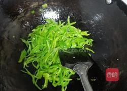 青椒茶干的做法图解1