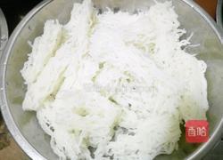 咸菜炒米粉的做法图解2