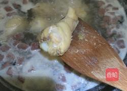 手撕鸡腿肉的做法图解1