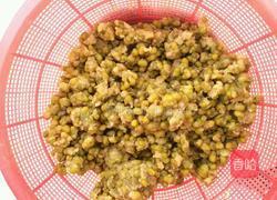 带皮绿豆月饼的做法图解2