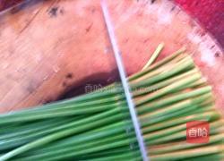 韭菜炒鸡蛋的做法图解1