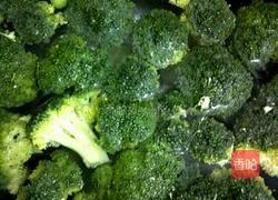 清炒西兰花的做法图解1