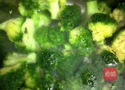 清炒西兰花的做法图解4