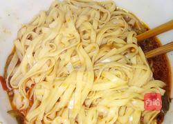 酸辣面的做法图解3