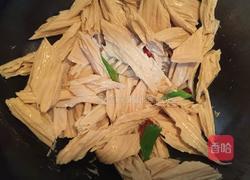 炝炒腐竹的做法图解7