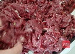 水煮牛肉的做法图解1