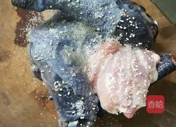 乌鸡煲红枣汤的做法图解2