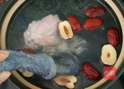 乌鸡煲红枣汤的做法图解5