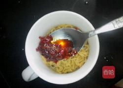 凉拌有滋味泡面的做法图解4