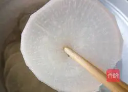 Illustration of how to make white radish meat buns 6