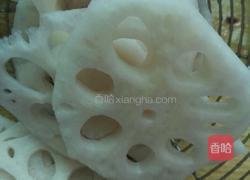 炝炒藕片的做法图解1