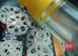 炝炒藕片的做法图解6