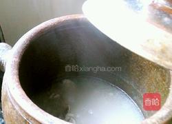白萝卜脊骨汤(美容的哦)的做法图解18