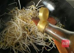爽口绿豆芽的做法图解4