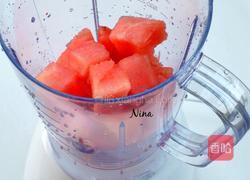 西瓜青柠果汁的做法图解3