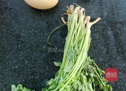 香菜鸡蛋～家常菜的做法图解1