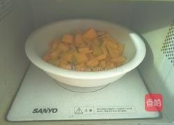 炸南瓜丸子的做法图解3