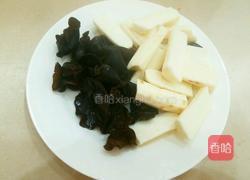 山药木耳炖鸡的做法图解5