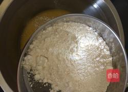 酸奶花生水果生日蛋糕的做法图解5