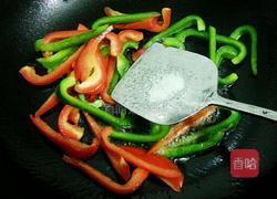 彩椒炒香菇素鸡的做法图解4