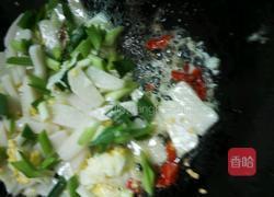 大蒜鸡蛋炒年糕的做法图解6