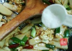 大蒜鸡蛋炒年糕的做法图解7