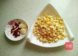 枸杞炒玉米的做法图解1