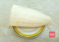 爽口白萝卜的做法图解1