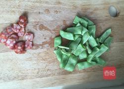 腊味荷兰豆的做法图解2