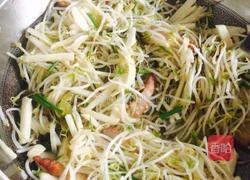 绿豆芽炒笋的做法图解5