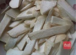 鸡腿菇炒瘦肉的做法图解1