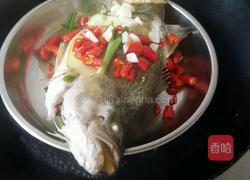 剁椒鲈鱼的做法图解2